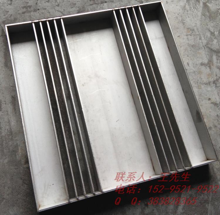 With drain stainless steel well cover