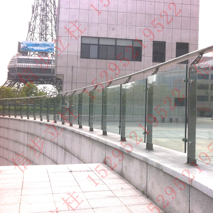 Xinbu stainless steel guardrail column is selected for Taizhou 100 underground parking lot