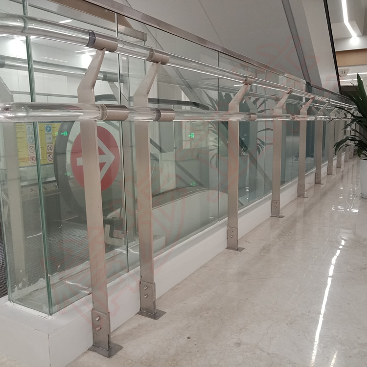 Xinbu stainless steel column provides safety guarantee for the hollow railing of the New South Hospital of Taizhou People's Hospital