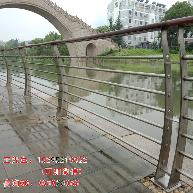 Xinbu stainless steel river railing column is used for the river railing of Phoenix River in Taizhou City