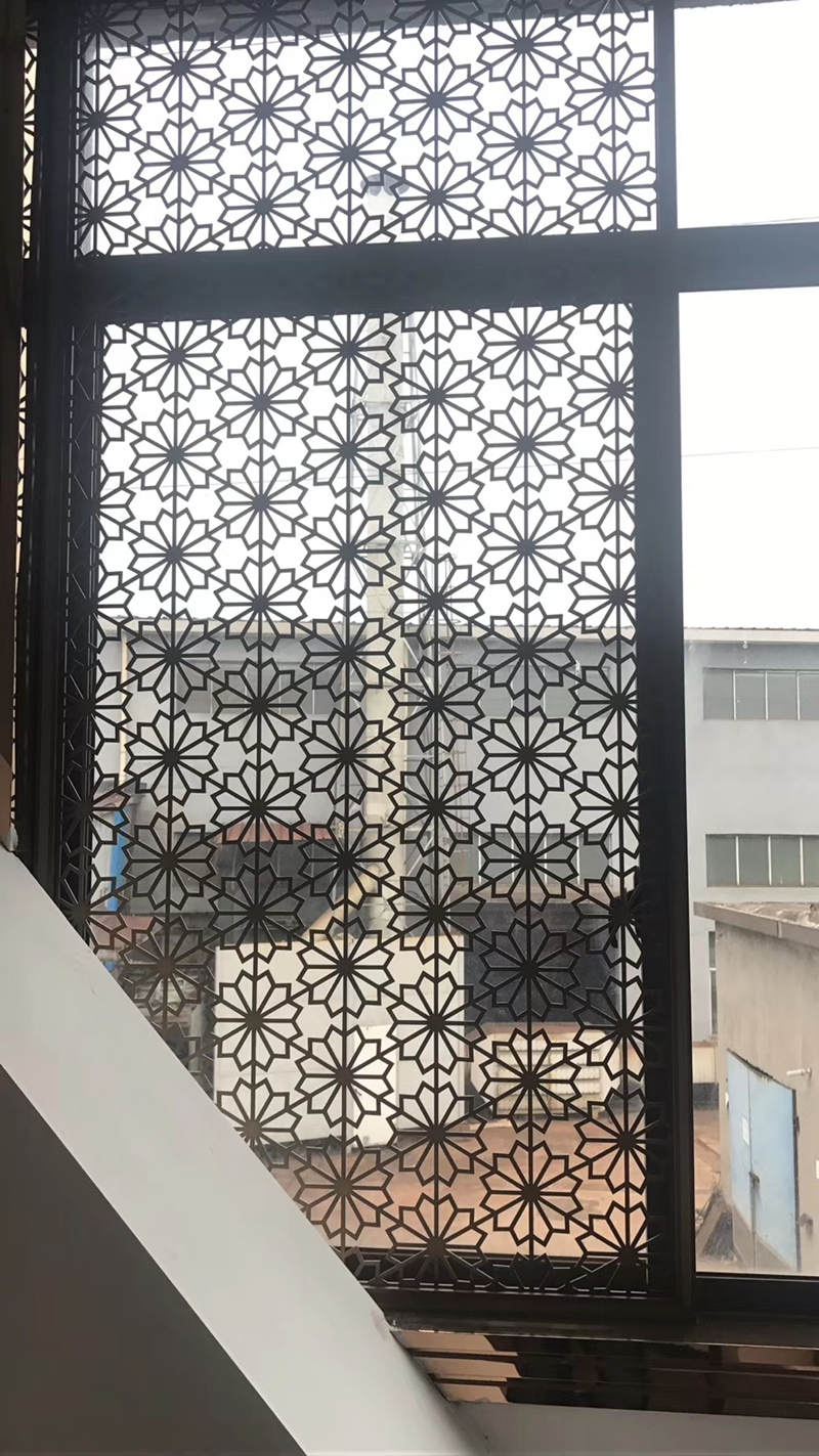 Chinese-style stainless steel decorative screen